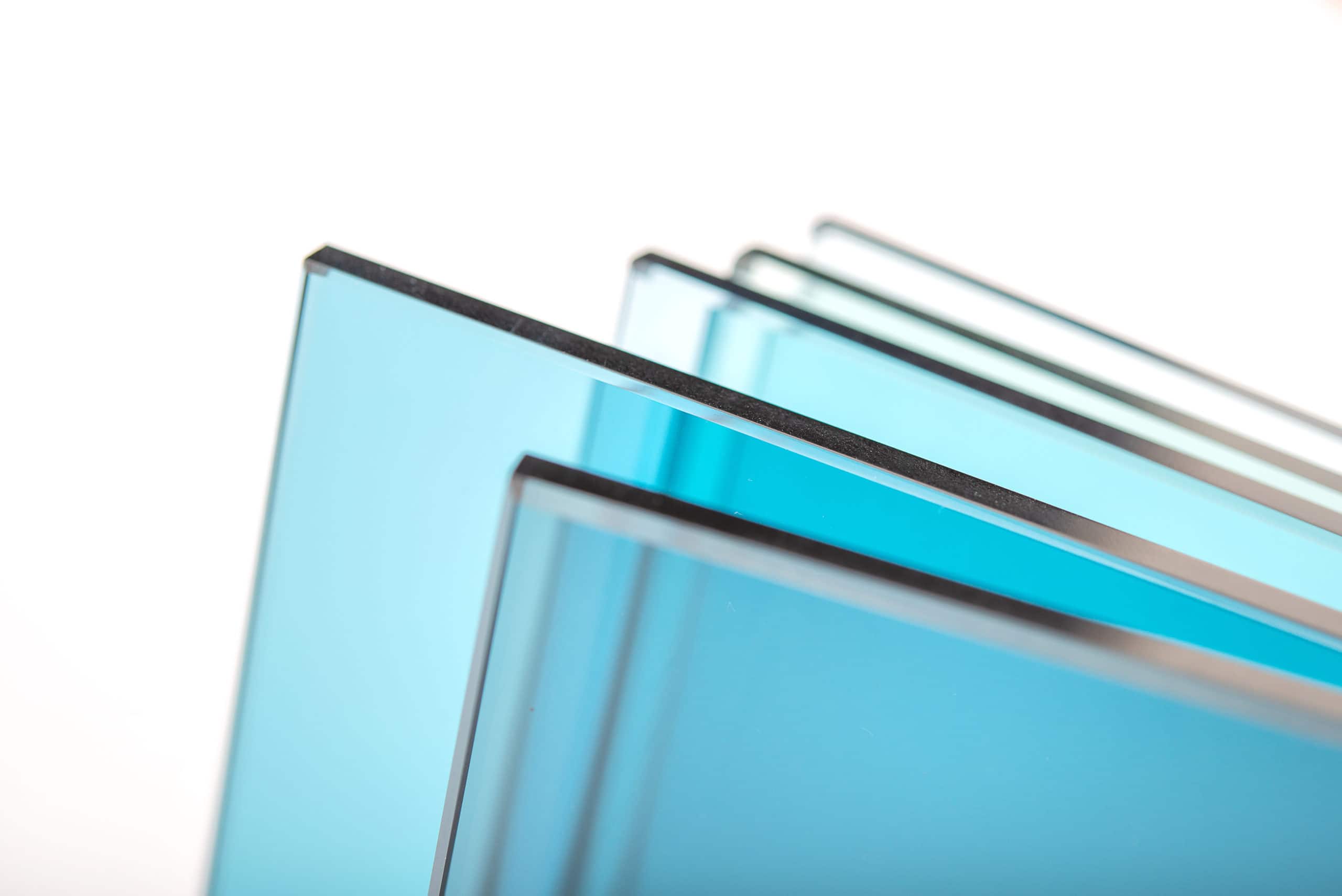 Texturing glass for bonding